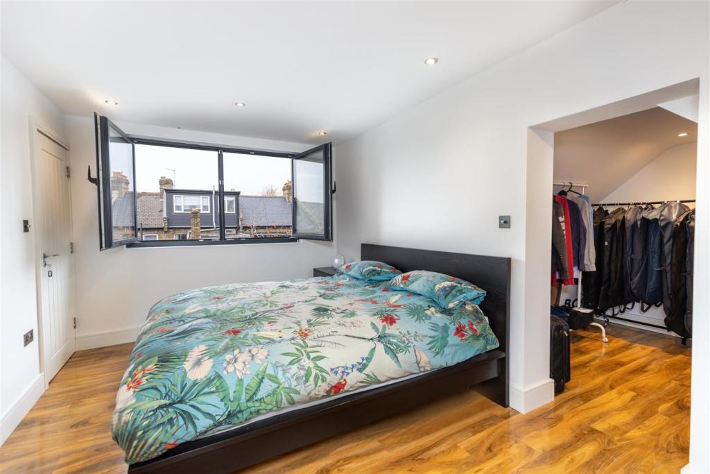 loft-conversion-ealing-09.jpeg